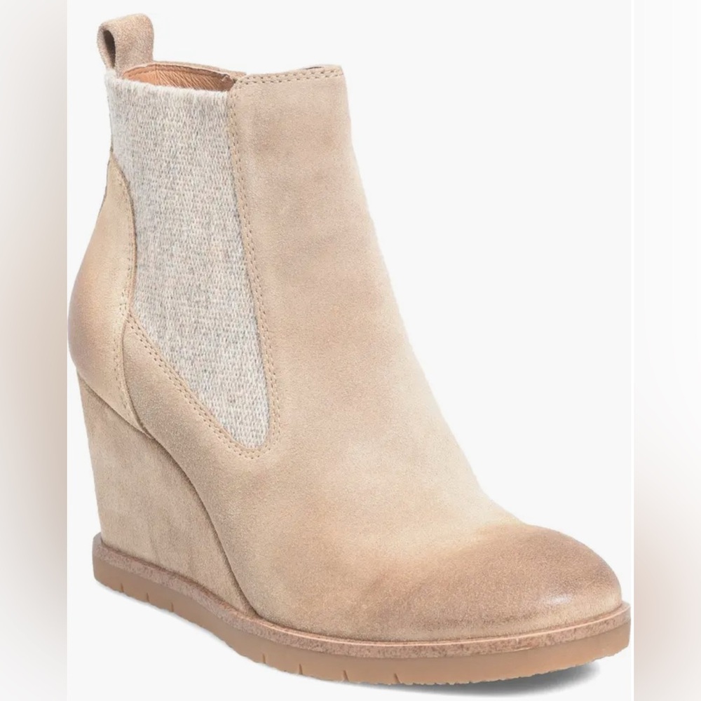 Sofft Monica Wedge Chelsea Boot